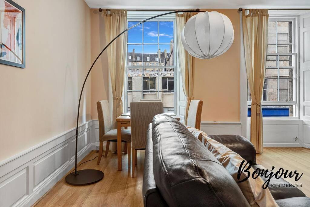Monge Suite Old Town 2Br-1Ba, Near Royal Mile By Bonjour Residences Edinburgh Buitenkant foto